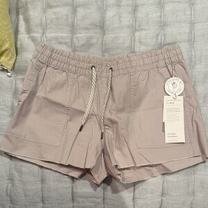 Vuori Women's Tan Cargo Style Shorts